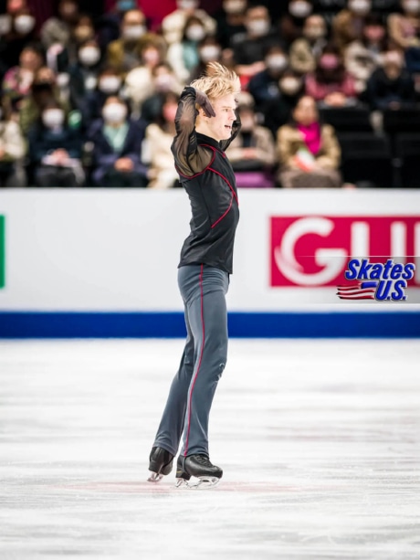 Ice Gallery Skates U.S.